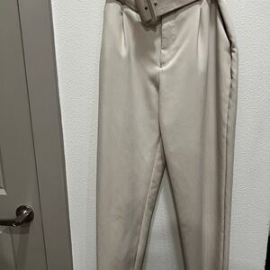 Women’s Beige Pants